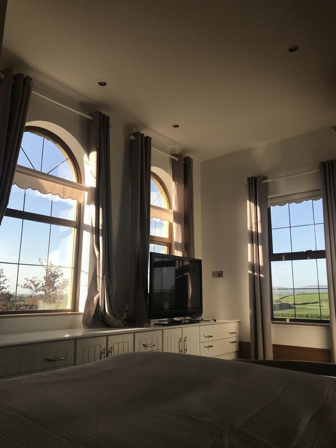 Bed and Breakfast Beechtree Manor Cullybackey Экстерьер фото